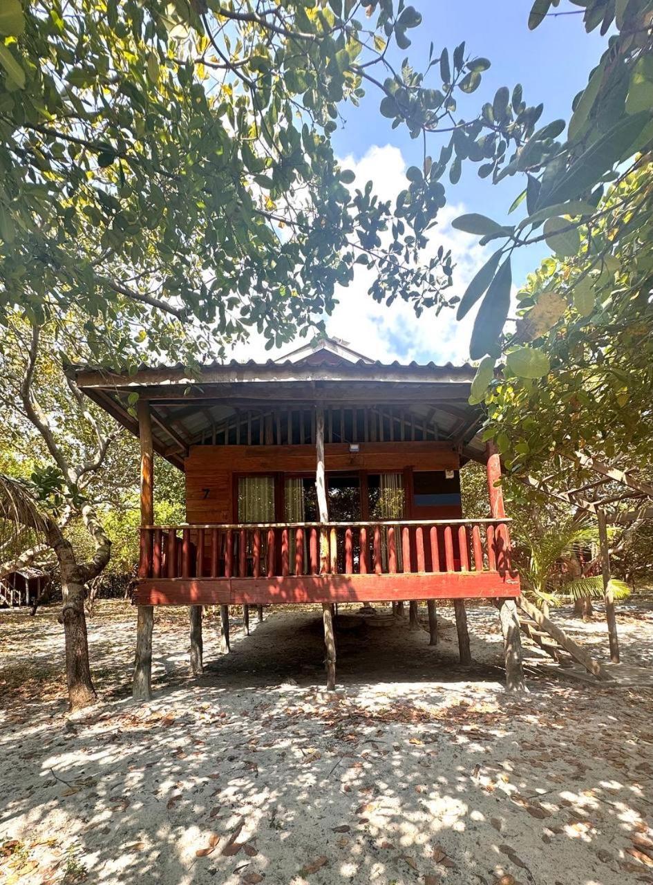 Hostel Rafikis Ostrov Koh Rong Exteriér fotografie